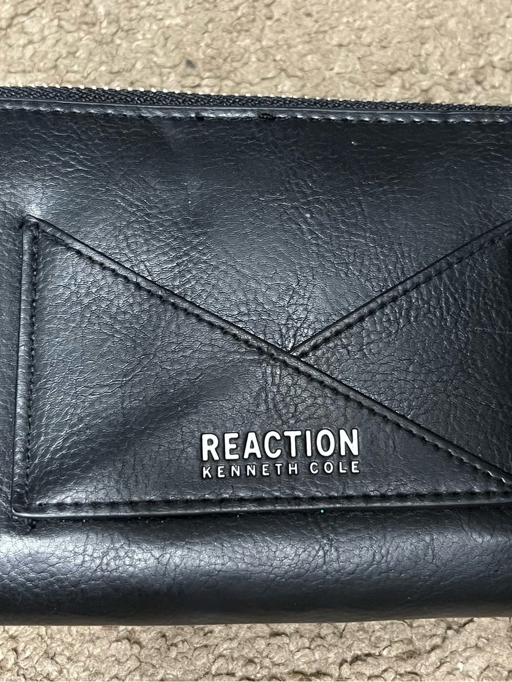 Reaction Kenneth Cole Black Leather Envelope Wallet